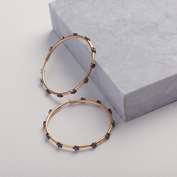 AMMANII Large Hoop Earrings with Bezel Studded Stars in Vermeil Gold - AMMANII