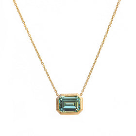 AMMANII Green Single Stone  Emerald Cut Necklace in Vermeil Gold - AMMANII