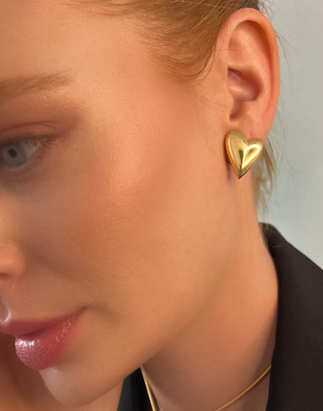 Golden Heartbeat Stud Earrings – Gold Vermeil