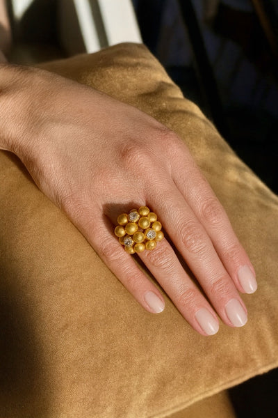 Radiant Vermeil Gold Cluster Ring with Zircon – Endless Movement Collection