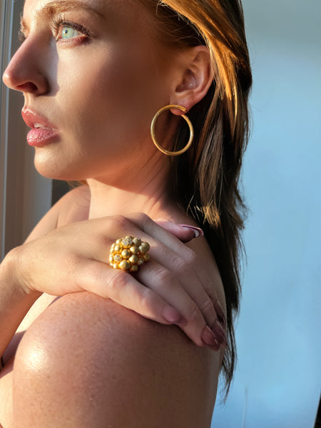 Radiant Vermeil Gold Cluster Ring with Zircon – Endless Movement Collection