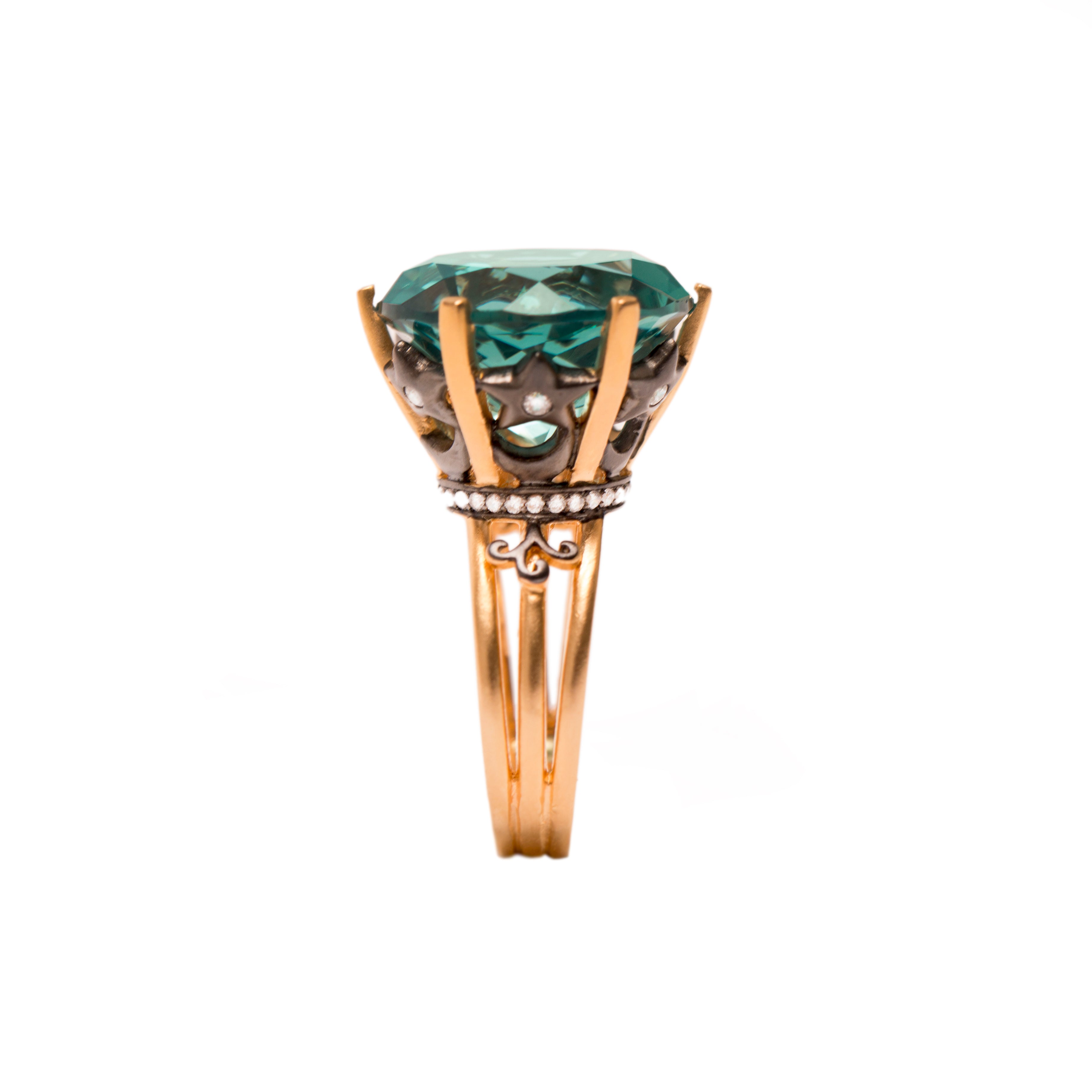 14K Yellow Gold Emerald Cut Genuine Green Topaz Ring 6mm by 4mm | Sarraf.com